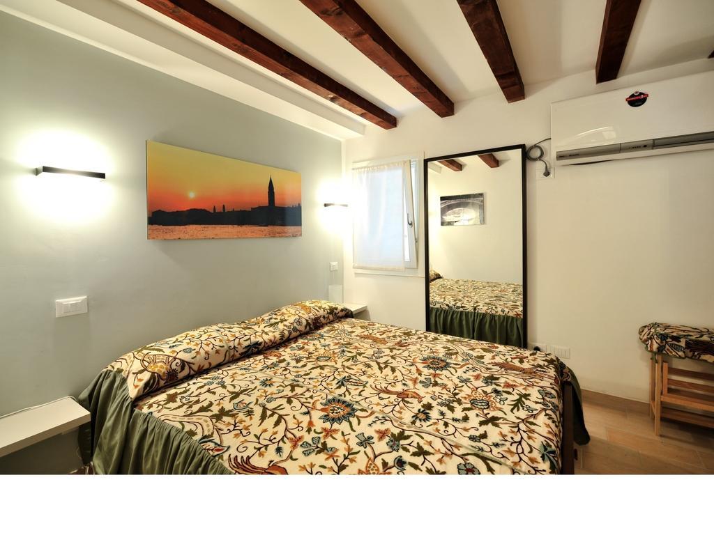 Palace La Vida Apartments Venecia Exterior foto